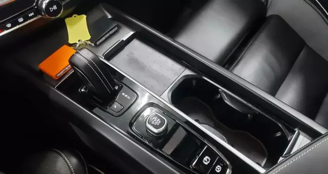 VOLVO XC 60 B4 D Geartronic RDesign