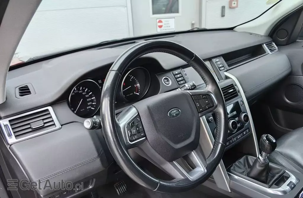 LAND ROVER Discovery Sport 