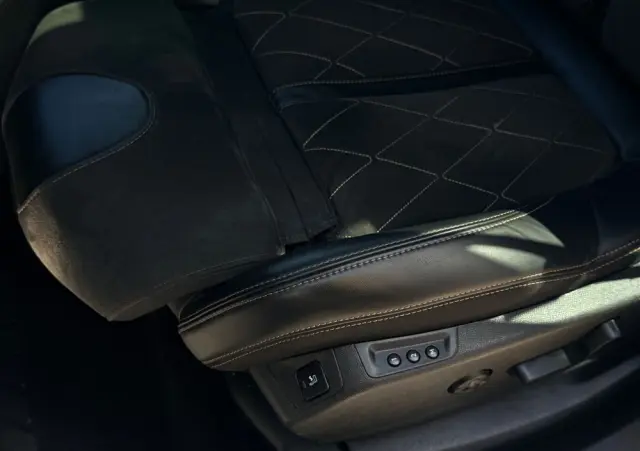 PEUGEOT 3008 2.0 BlueHDi GT S&S EAT8