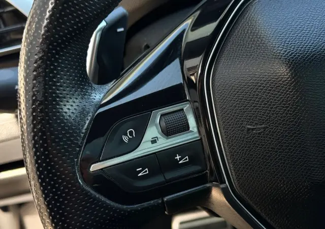 PEUGEOT 3008 2.0 BlueHDi GT S&S EAT8