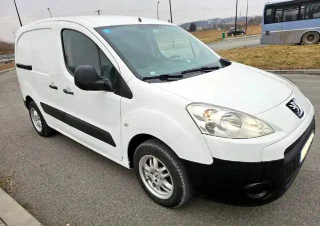 PEUGEOT PARTNER 