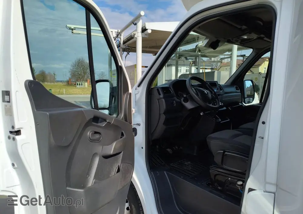 RENAULT Master FWD 2.3 dCi MR`19 E6 3.5t 