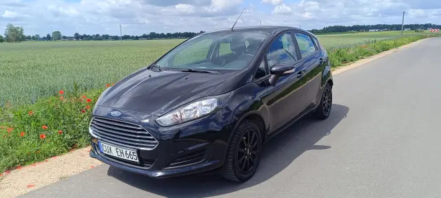 FORD Fiesta Black Edition