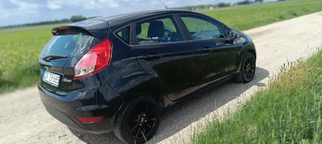 FORD Fiesta Black Edition