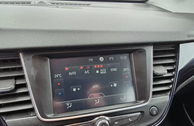 OPEL Crossland 1.2 Turbo (130 KM)