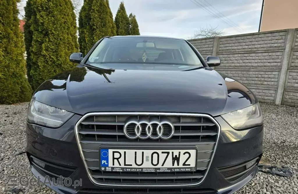 AUDI A4 