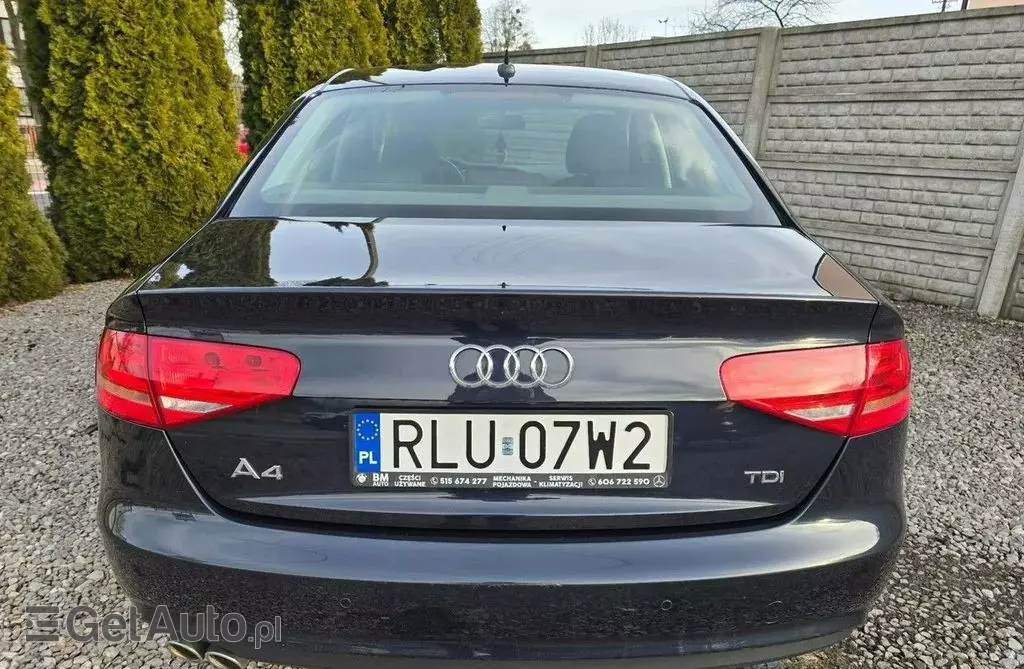 AUDI A4 