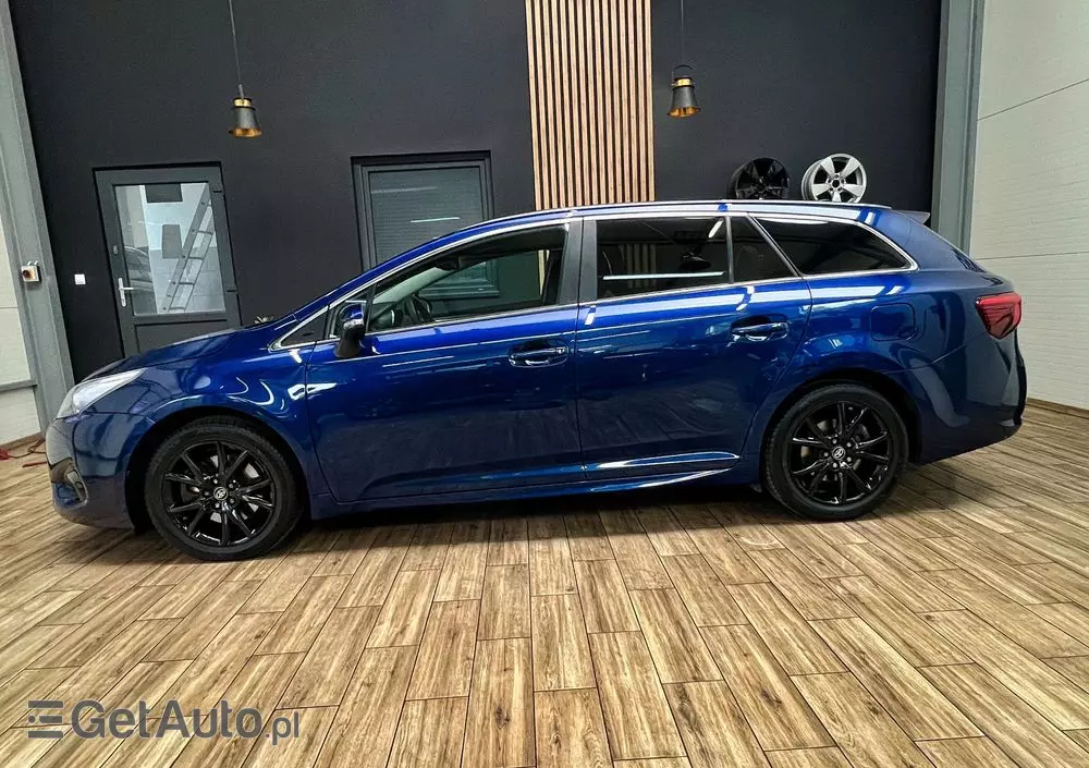 TOYOTA Avensis 2.0 D-4D Premium