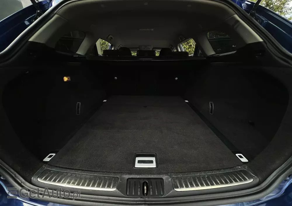 TOYOTA Avensis 2.0 D-4D Premium