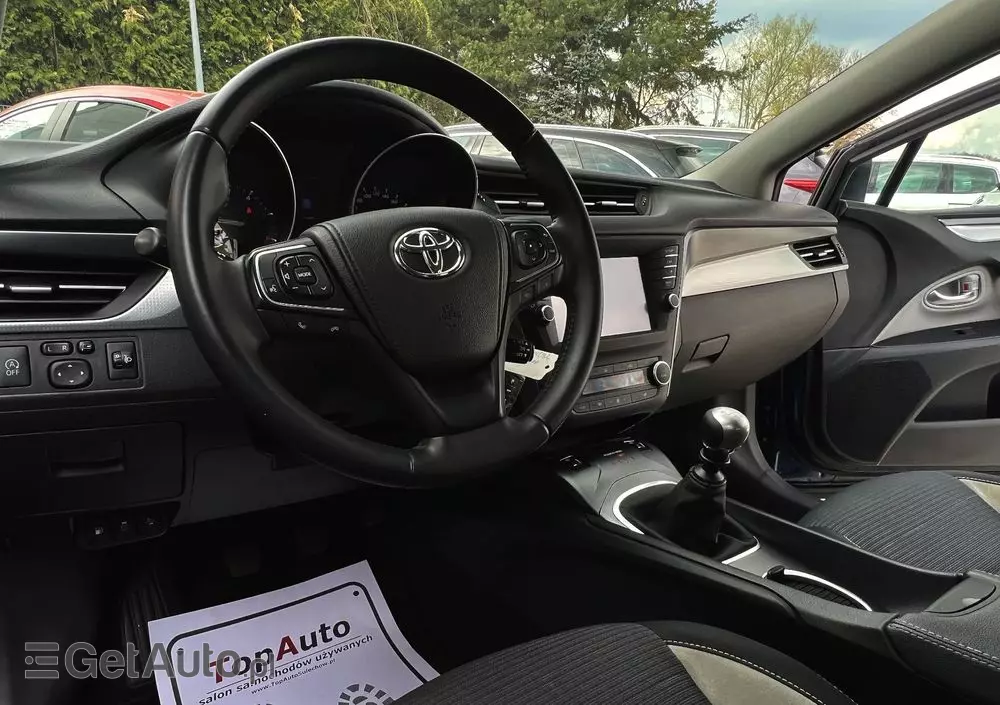 TOYOTA Avensis 2.0 D-4D Premium