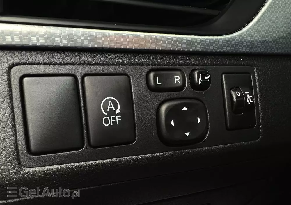 TOYOTA Avensis 2.0 D-4D Premium