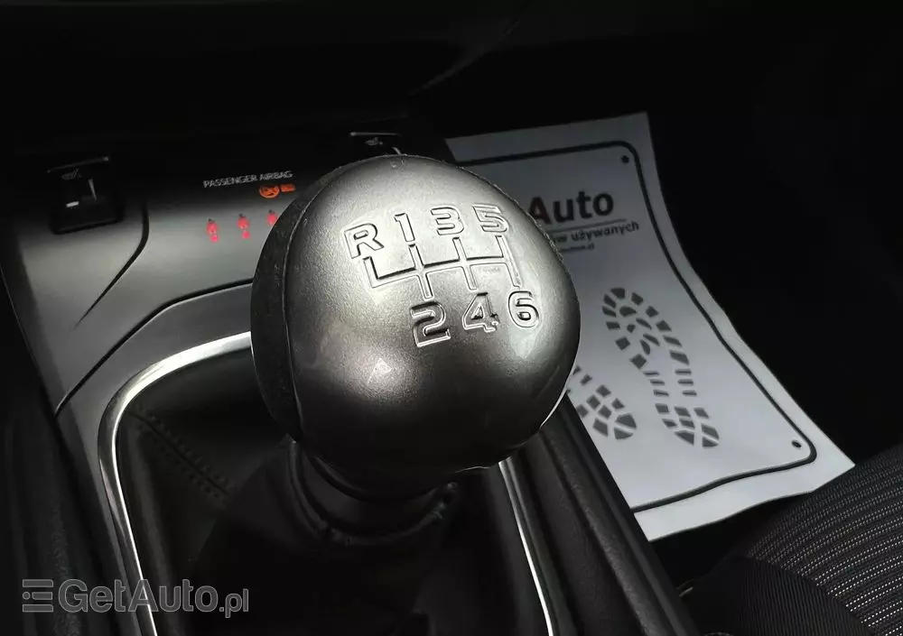 TOYOTA Avensis 2.0 D-4D Premium