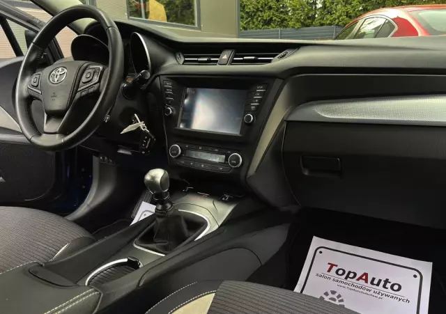 TOYOTA Avensis 2.0 D-4D Premium