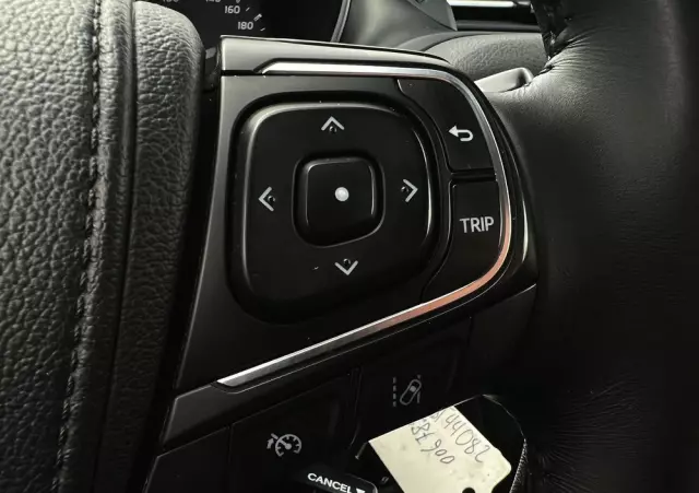 TOYOTA Avensis 2.0 D-4D Premium