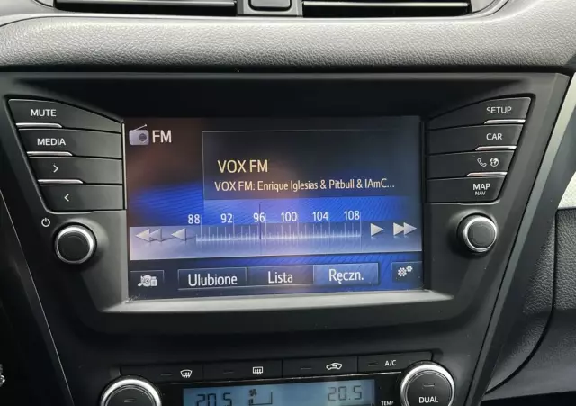 TOYOTA Avensis 2.0 D-4D Premium