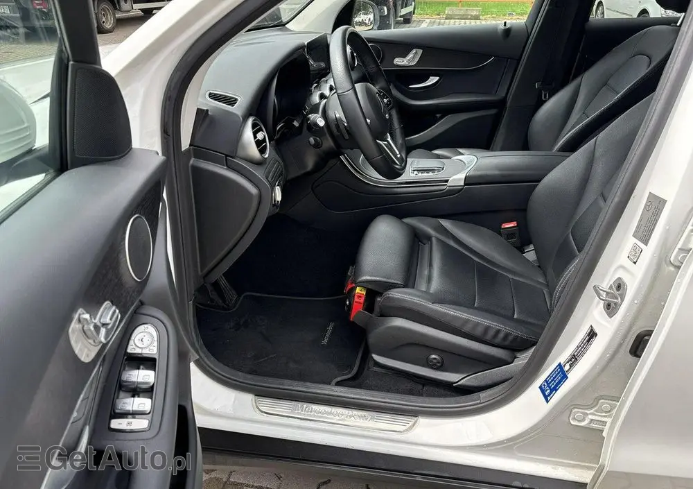 MERCEDES-BENZ GLC 200 d 4-Matic
