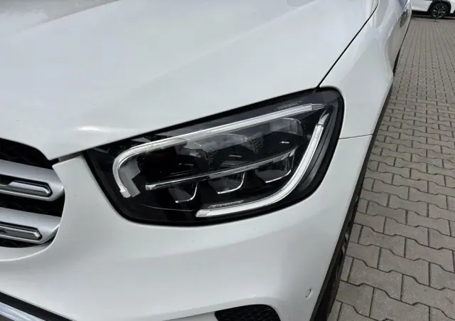 MERCEDES-BENZ GLC 200 d 4-Matic