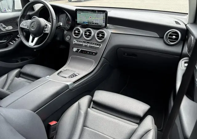 MERCEDES-BENZ GLC 200 d 4-Matic