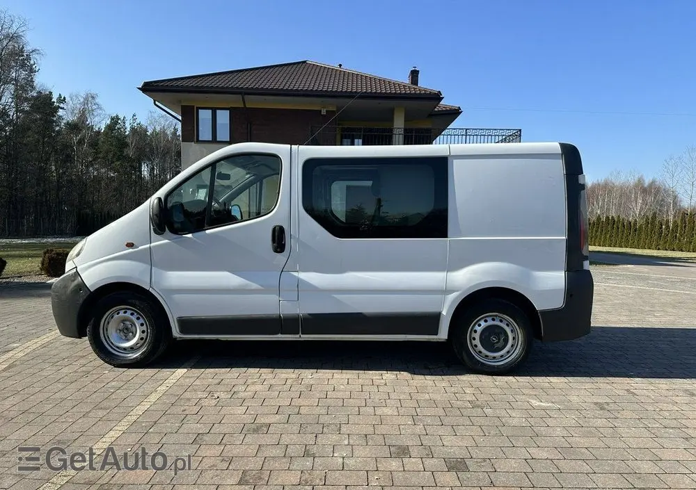 OPEL Vivaro 