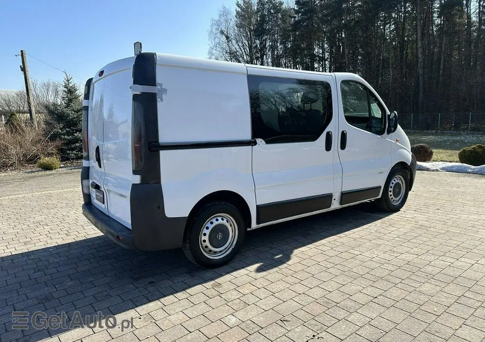 OPEL Vivaro 