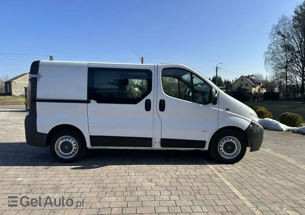 OPEL Vivaro 