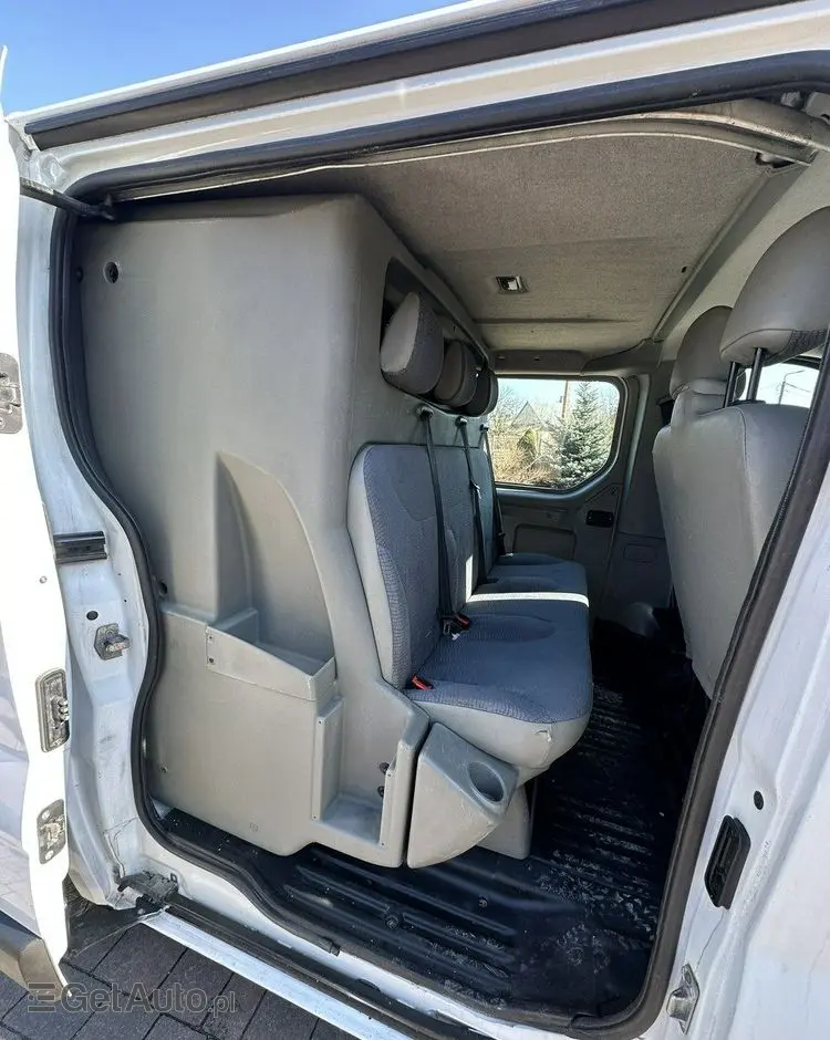 OPEL Vivaro 