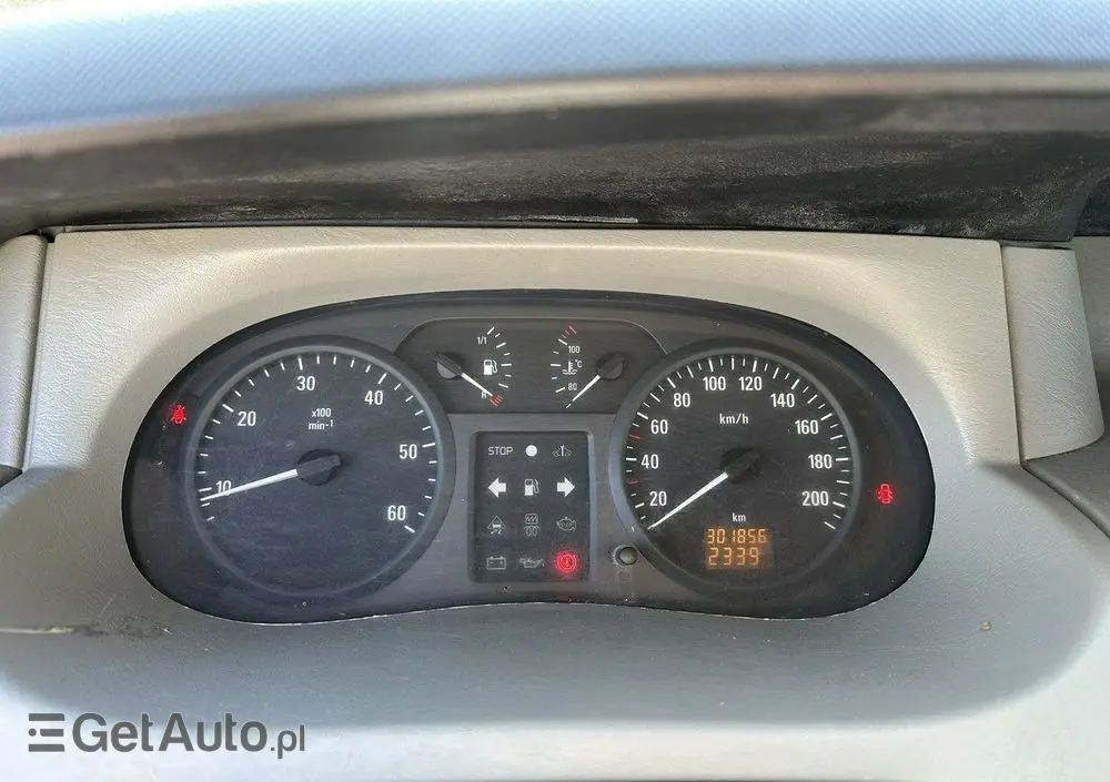 OPEL Vivaro 