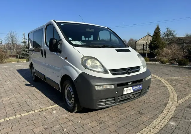 OPEL Vivaro 
