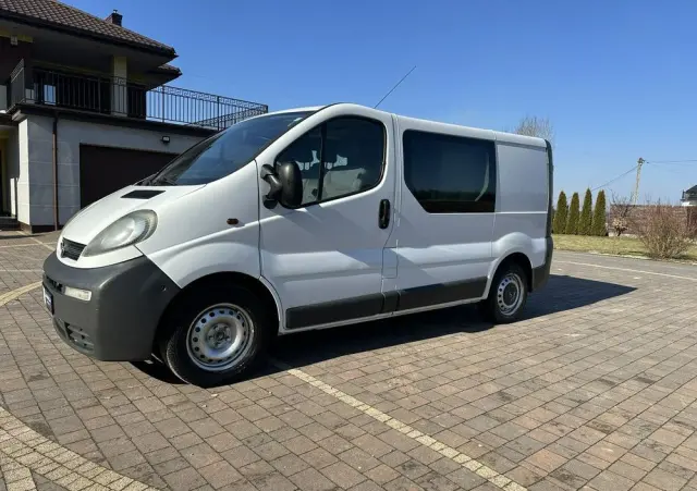 OPEL Vivaro 
