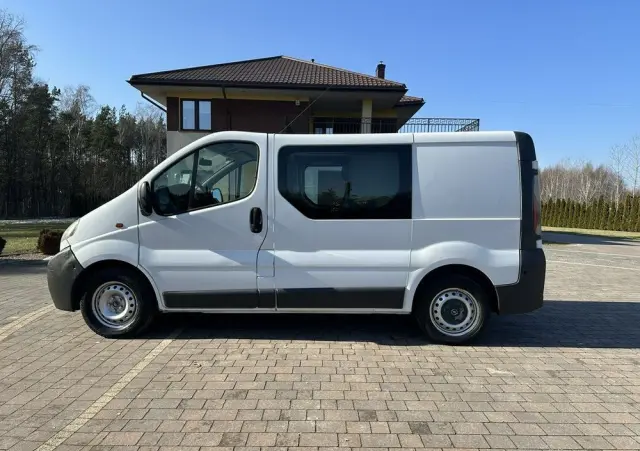 OPEL Vivaro 