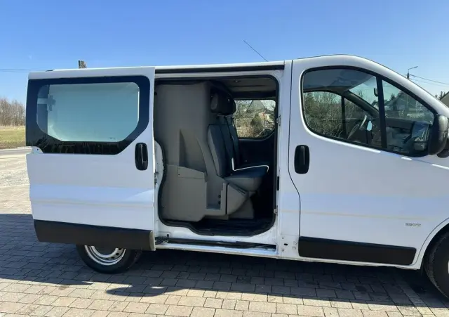 OPEL Vivaro 
