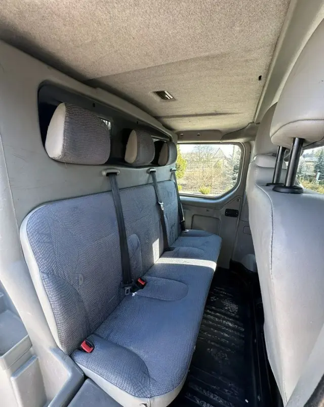 OPEL Vivaro 
