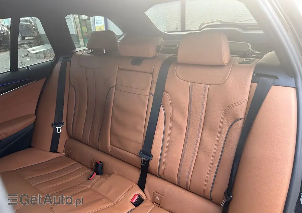 BMW Seria 5 520d xDrive M Sport sport