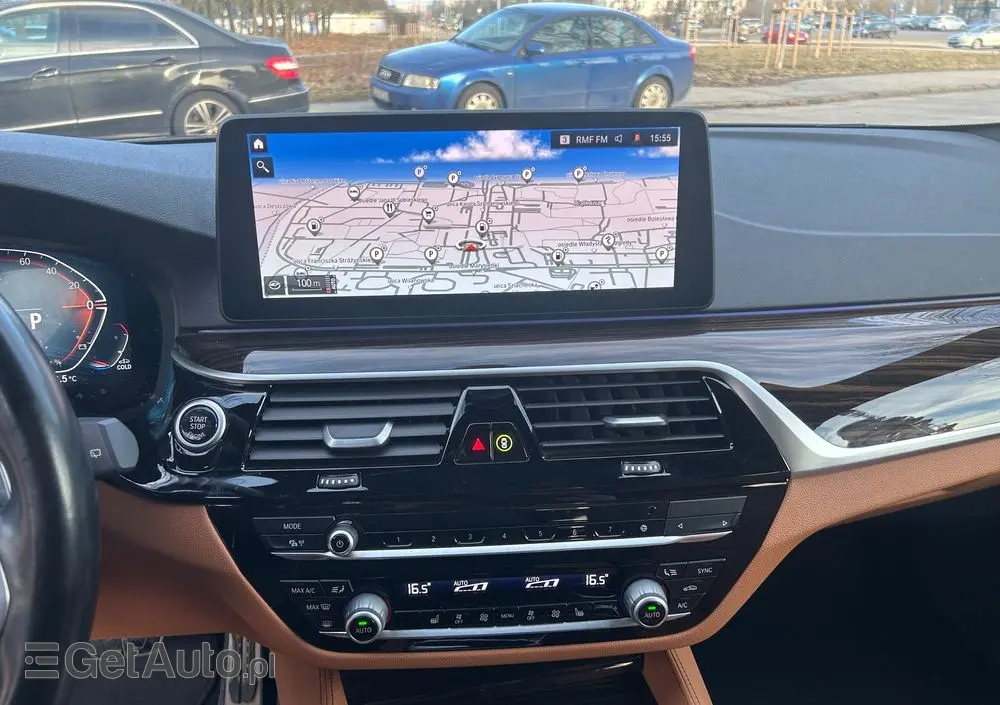 BMW Seria 5 520d xDrive M Sport sport