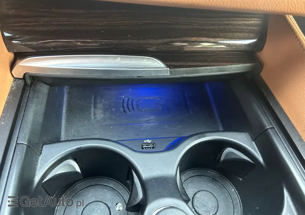 BMW Seria 5 520d xDrive M Sport sport