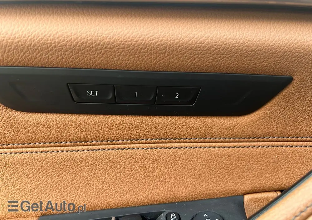 BMW Seria 5 520d xDrive M Sport sport