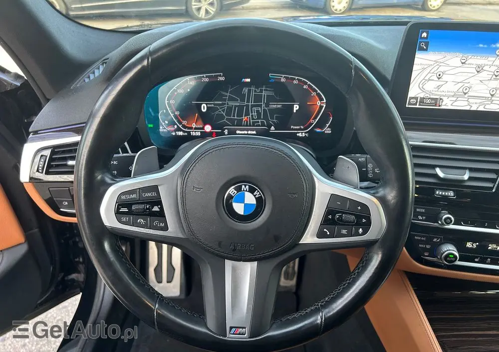 BMW Seria 5 520d xDrive M Sport sport