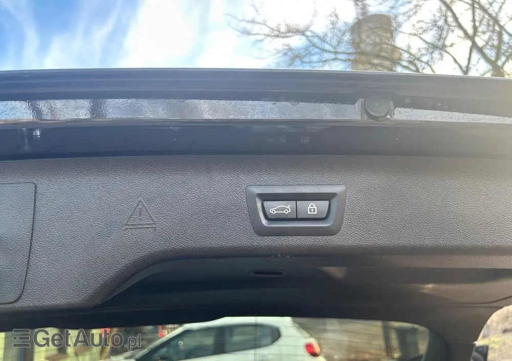 BMW Seria 5 520d xDrive M Sport sport