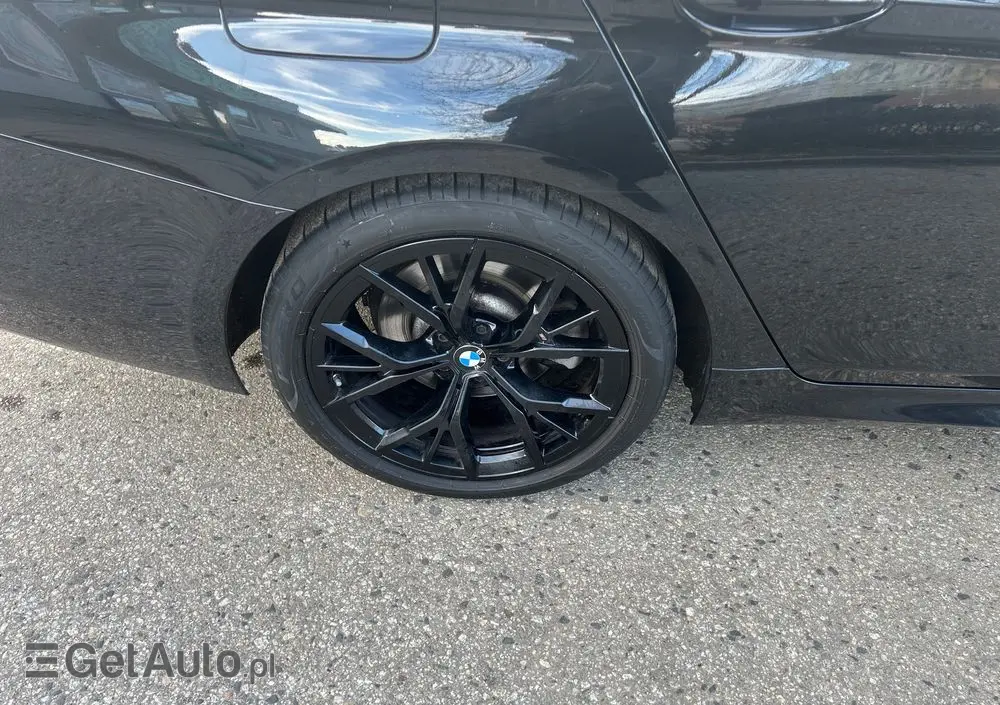 BMW Seria 5 520d xDrive M Sport sport