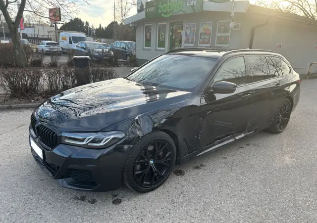 BMW Seria 5 520d xDrive M Sport sport