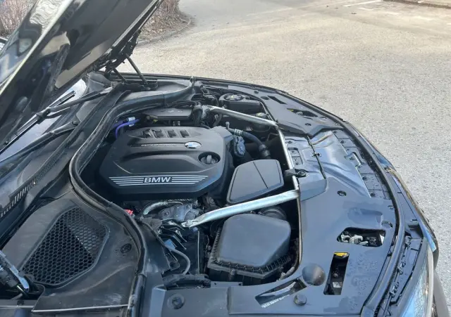 BMW Seria 5 520d xDrive M Sport sport