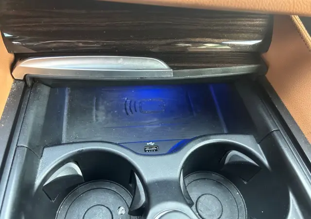 BMW Seria 5 520d xDrive M Sport sport