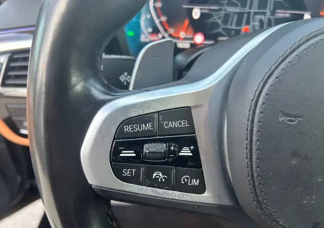 BMW Seria 5 520d xDrive M Sport sport