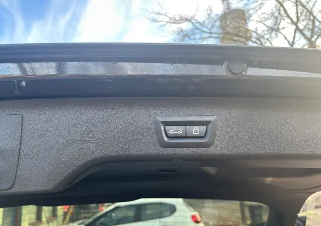 BMW Seria 5 520d xDrive M Sport sport