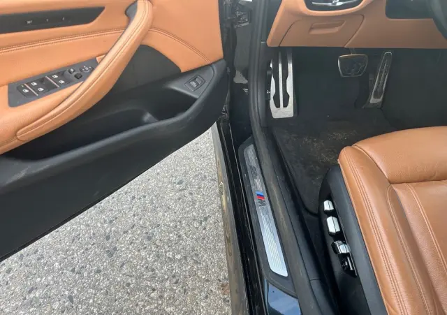 BMW Seria 5 520d xDrive M Sport sport