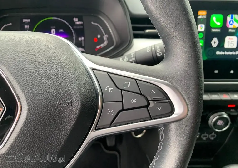 RENAULT Clio 1.6 E-TECH Techno