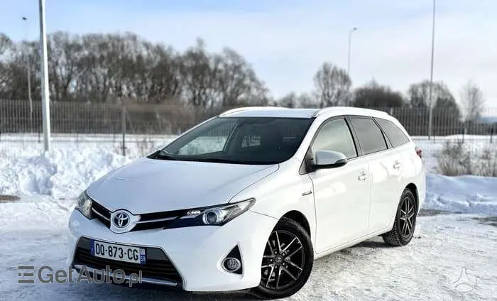 TOYOTA Auris 