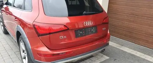AUDI Q5 