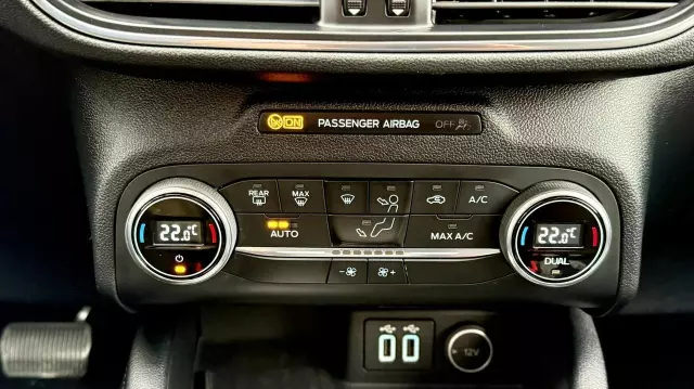 FORD Kuga 1.5 EcoBlue FWD Titanium X