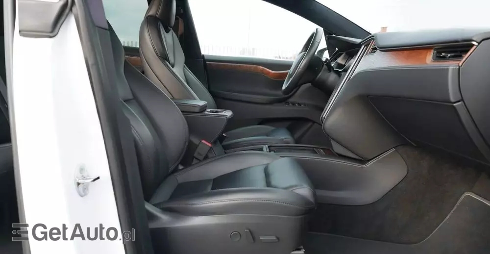 TESLA Model X Performance